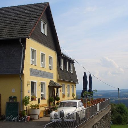 Gasthaus Zur Burgschaenke Aremberg Exteriör bild