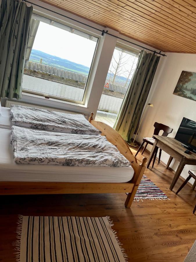Gasthaus Zur Burgschaenke Aremberg Exteriör bild