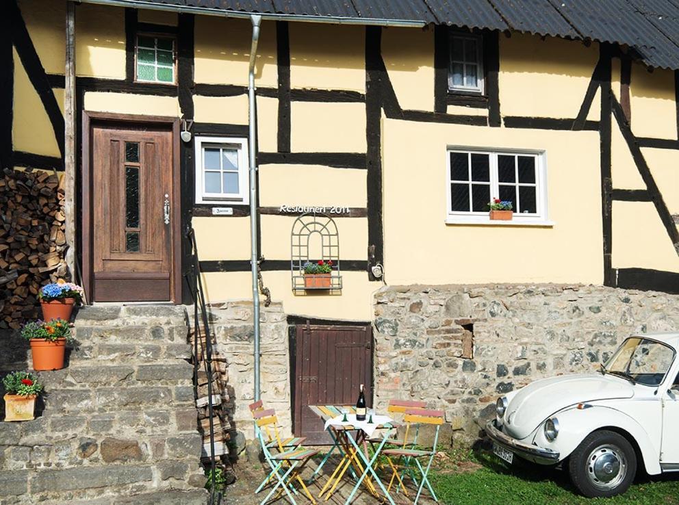 Gasthaus Zur Burgschaenke Aremberg Exteriör bild