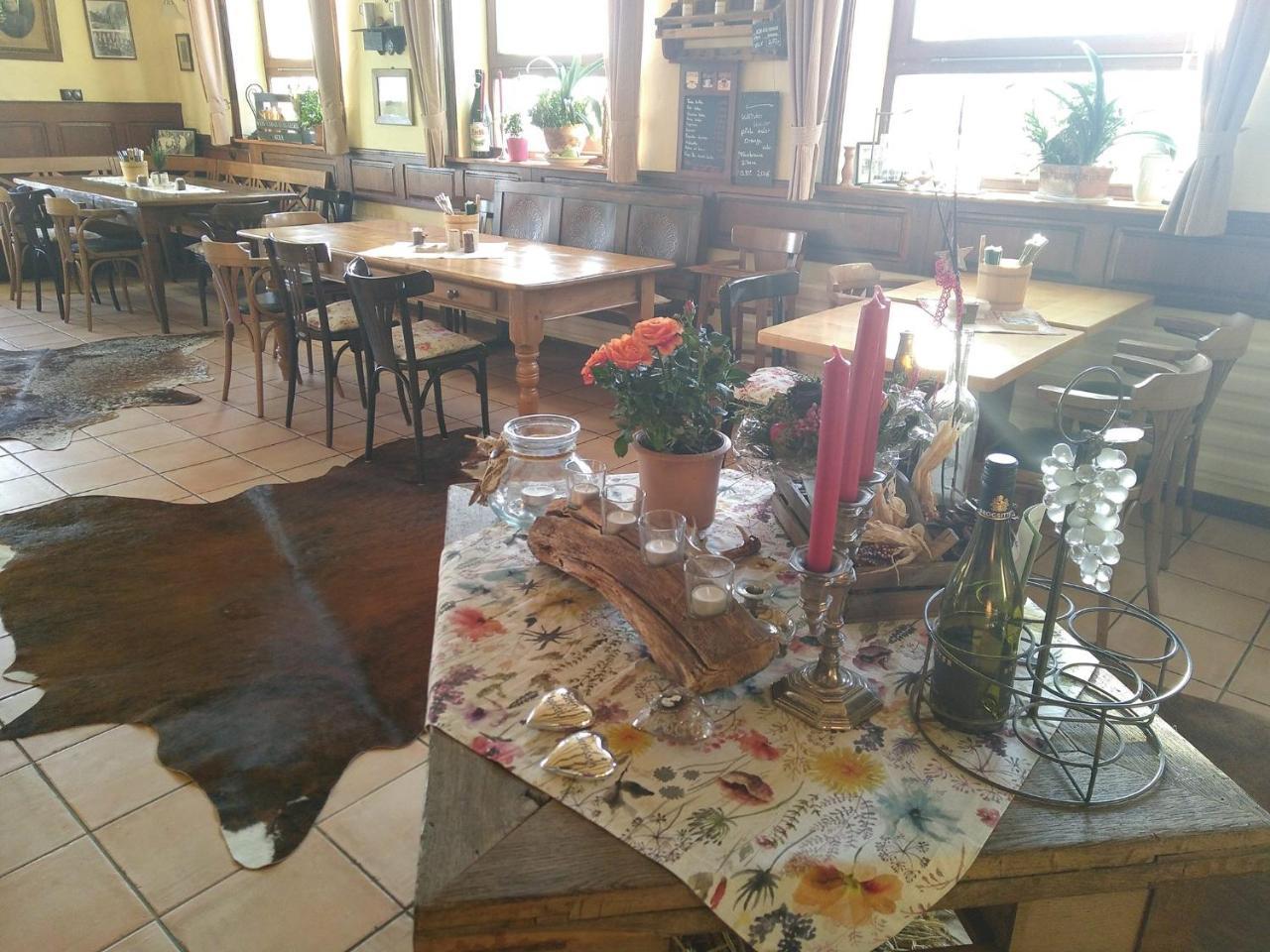 Gasthaus Zur Burgschaenke Aremberg Exteriör bild