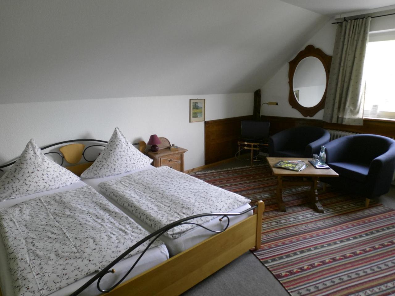 Gasthaus Zur Burgschaenke Aremberg Exteriör bild