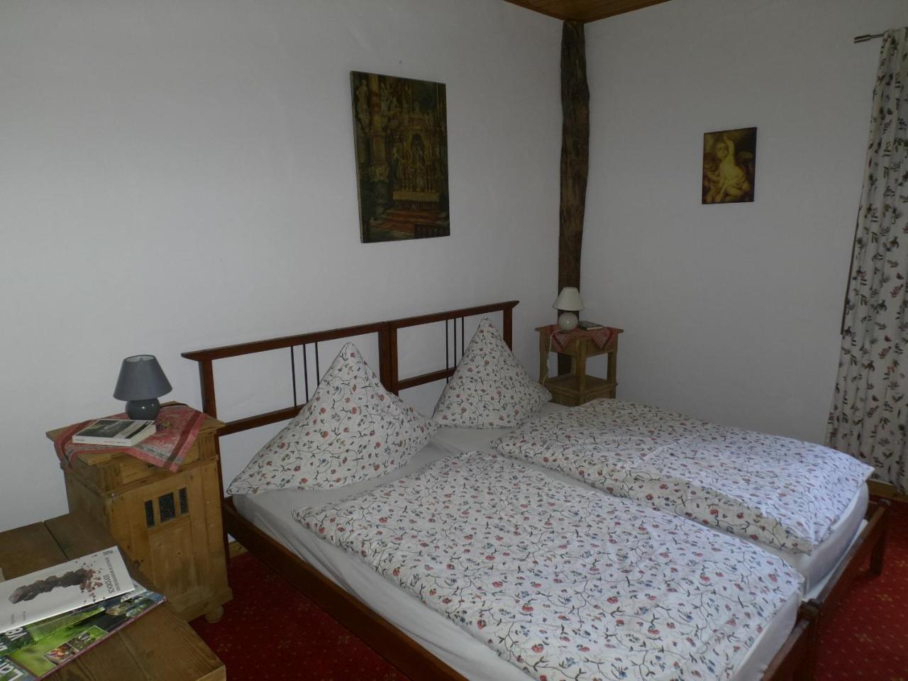 Gasthaus Zur Burgschaenke Aremberg Exteriör bild